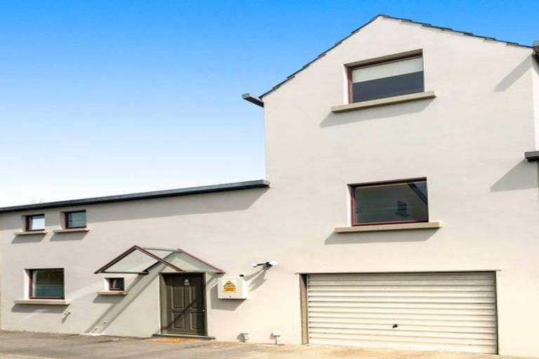 Photo of property in 8/16 Derby Street, St Albans, Christchurch, 8014