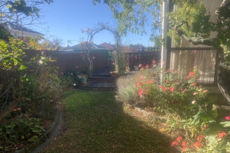 Photo of property in 2/42 Hill View Crescent, Highfield, Timaru, 7910