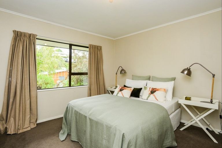 Photo of property in 103 James Cook Street, Havelock North, 4130