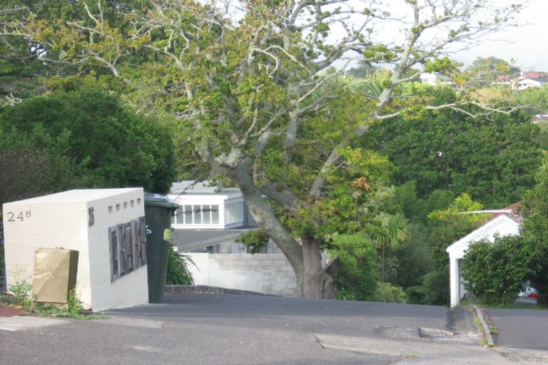 Photo of property in 2/26 Waiatarua Road, Remuera, Auckland, 1050