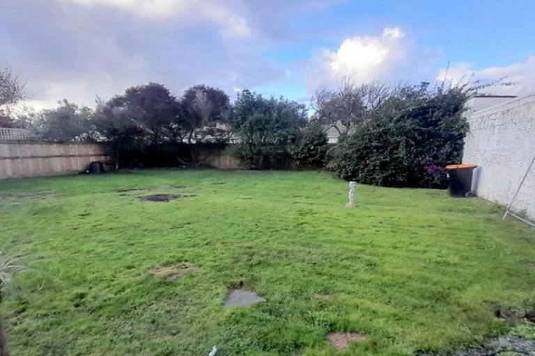 Property details for 19a Gloucester Street, Takaro, Palmerston North, 4412