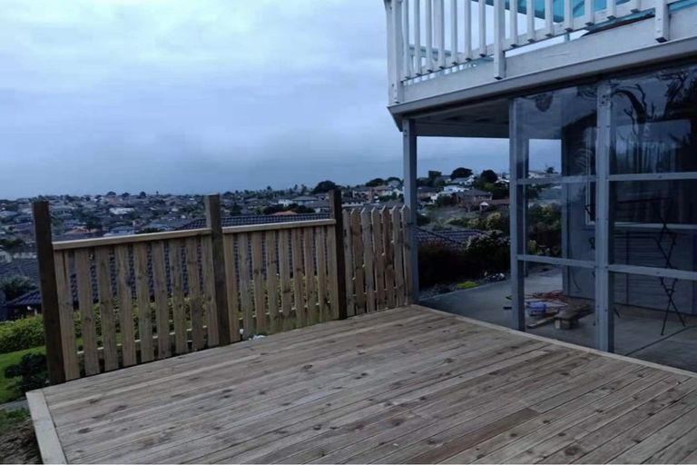 Photo of property in 281 Sturges Road, Henderson Valley, Auckland, 0612