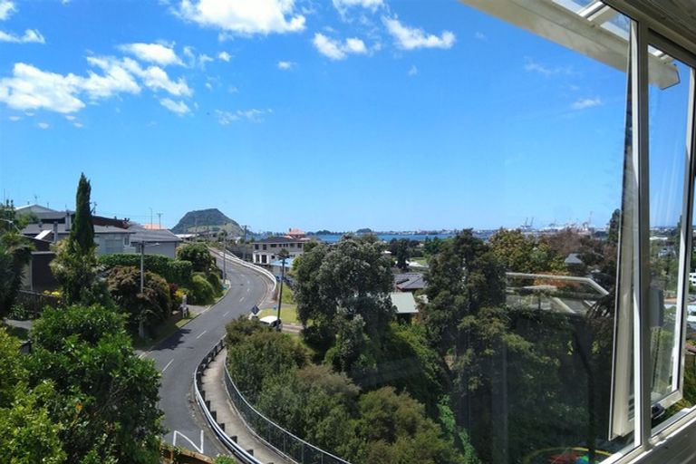 Photo of property in 42 Whitaker Street, Otumoetai, Tauranga, 3110