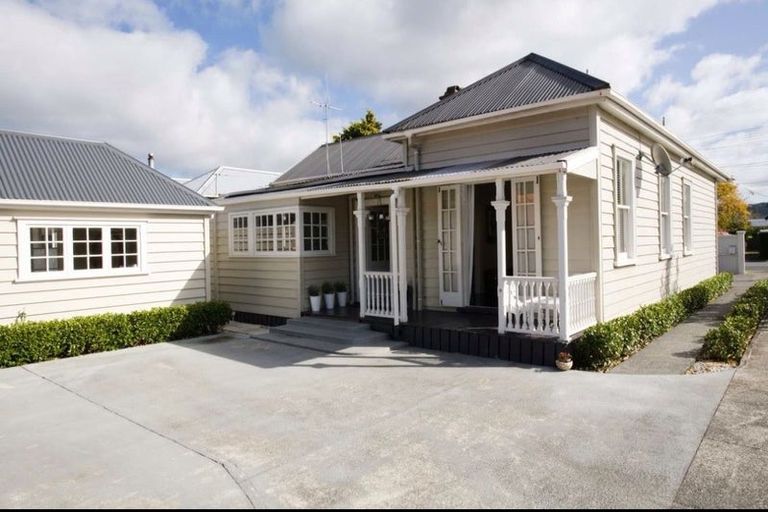 Photo of property in 98 Hatea Drive, Regent, Whangarei, 0112