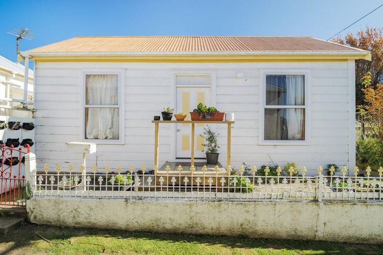 Photo of property in 22 Russell Street, Dunedin Central, Dunedin, 9016