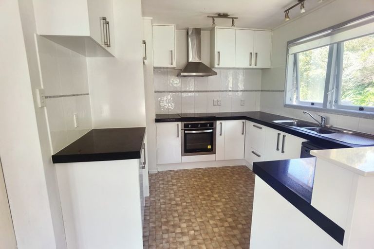 Photo of property in 54 Dominion Park Street, Johnsonville, Wellington, 6037