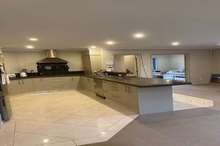 Photo of property in 15 Delta Mews Place, Clive, 4102