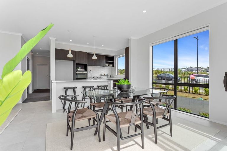 Photo of property in 1 Koura Drive, Red Beach, 0932