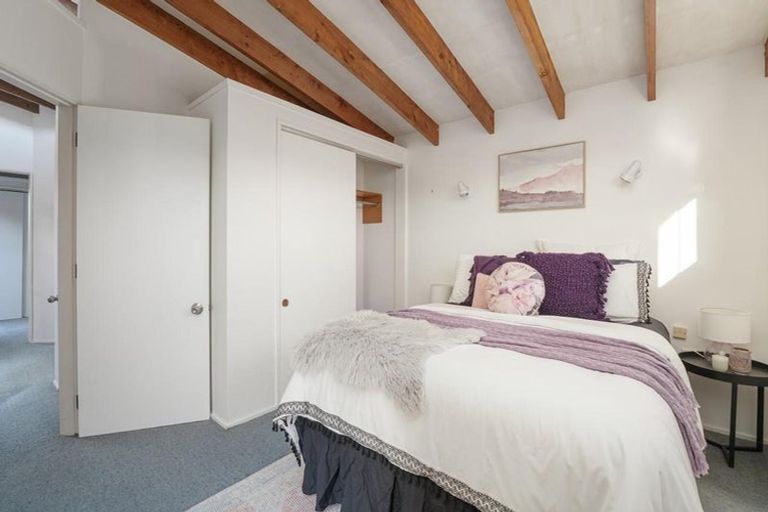 Photo of property in 20 Simcox Street, Otaki Beach, Otaki, 5512