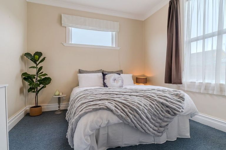 Photo of property in 196 Oxford Street, South Dunedin, Dunedin, 9012