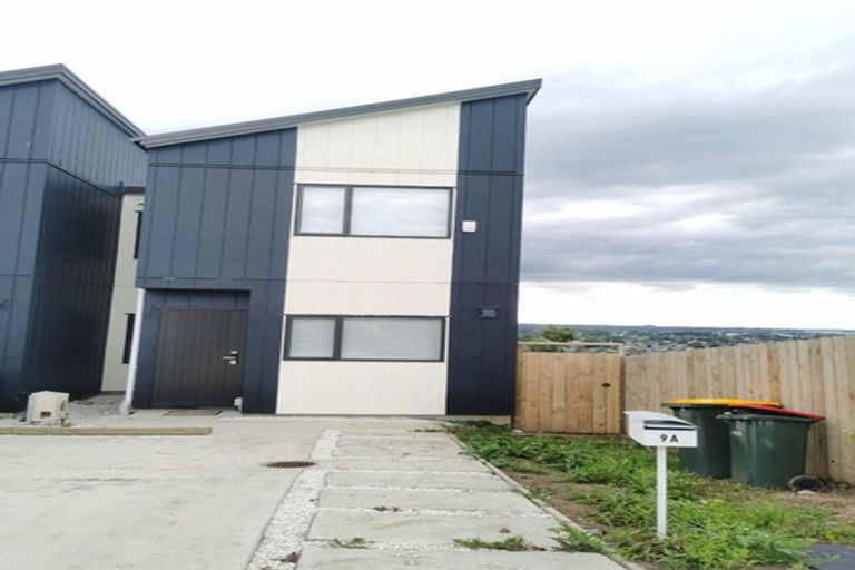 Photo of property in 9a Crestview Rise, Papakura, 2110