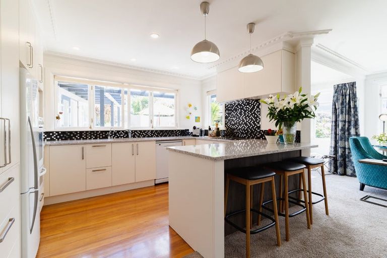 Photo of property in 10 Cliffs Road, Saint Clair, Dunedin, 9012