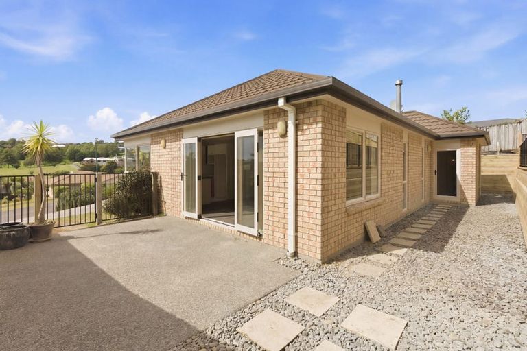 Photo of property in 24 Kanuka Place, Pyes Pa, Tauranga, 3112