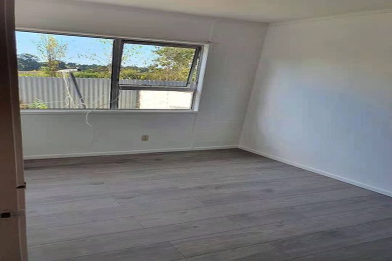 Photo of property in 2/87 Nikau Street, New Lynn, Auckland, 0600