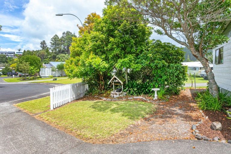 Photo of property in 106 Waverley Place, Whangamata, 3620
