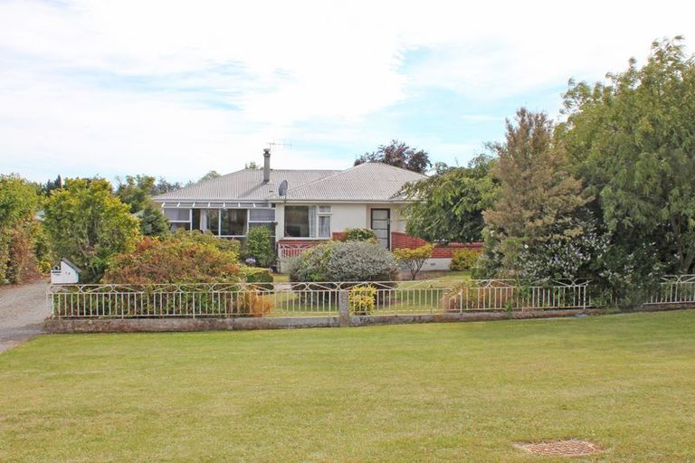 Photo of property in 17 Weston Road, Holmes Hill, Oamaru, 9401