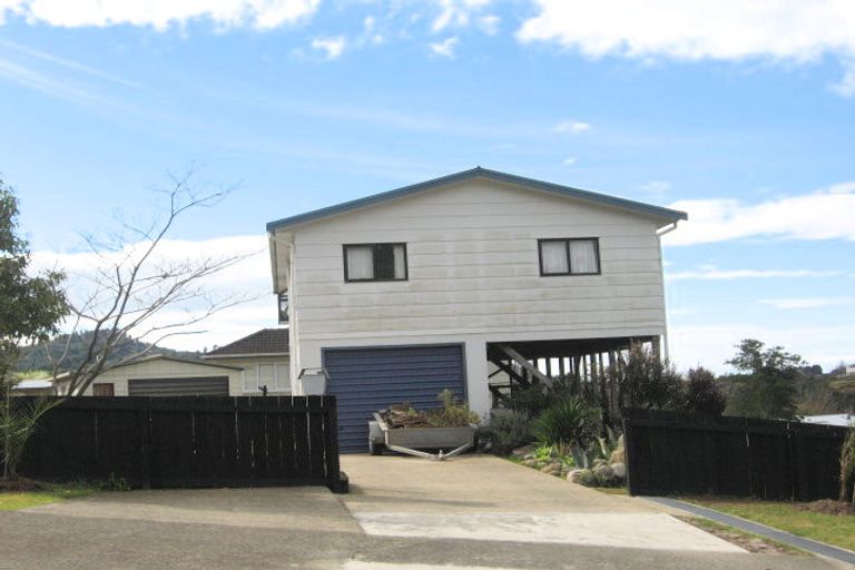 Photo of property in 21 Windsor Drive, Tairua, 3508