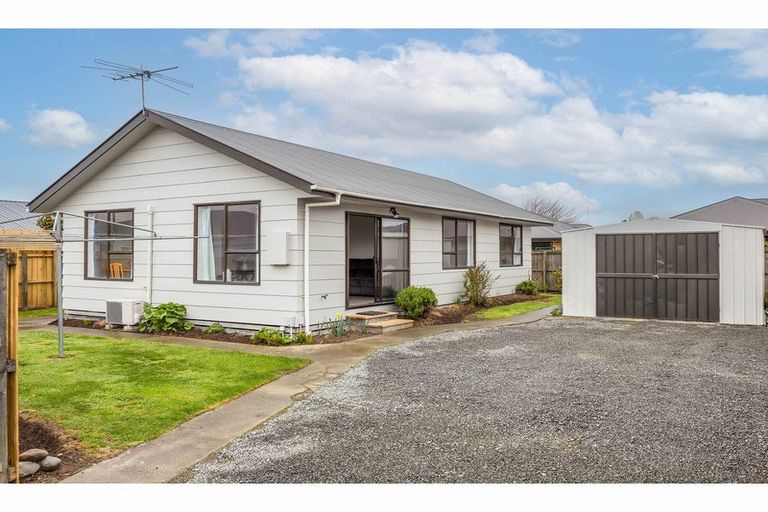 Photo of property in 2/28 Neill Street, Hornby, Christchurch, 8042