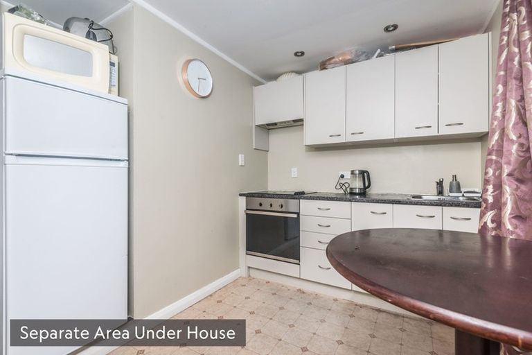 Photo of property in 27 Chesterton Street, Johnsonville, Wellington, 6037