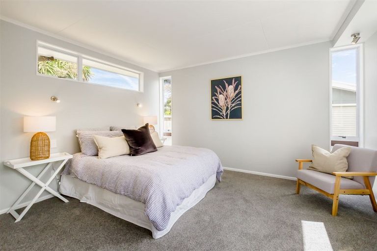 Photo of property in 9 Callender Terrace, Paraparaumu Beach, Paraparaumu, 5032