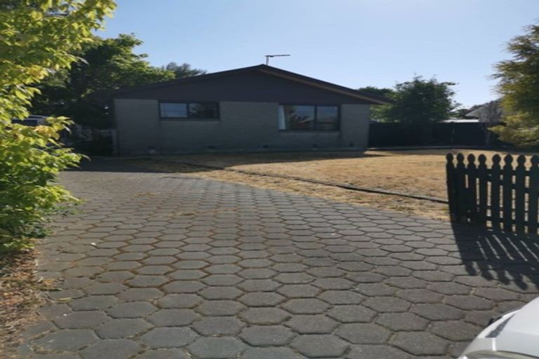 Photo of property in 9 Genista Place, Parklands, Christchurch, 8083