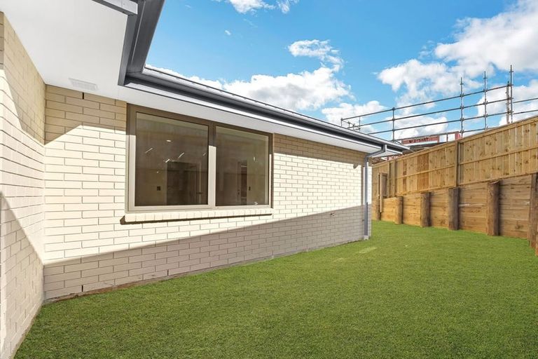 Photo of property in 47 Coptic Terrace, Pokeno, 2402