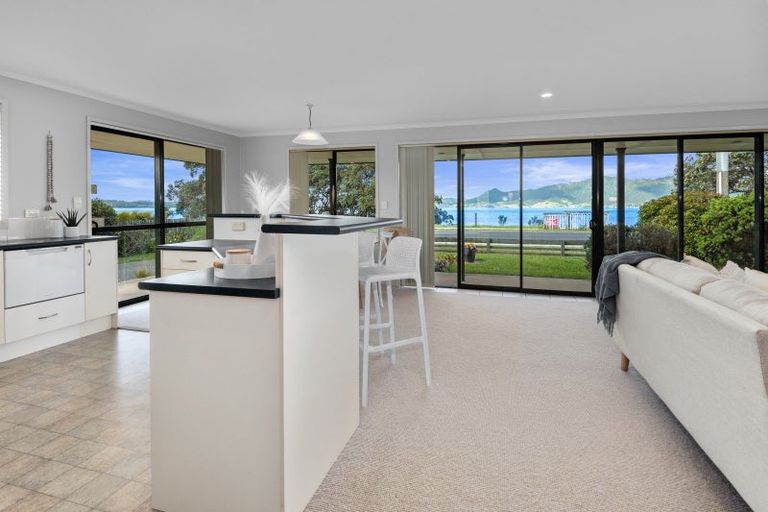 Photo of property in 209a One Tree Point Road, One Tree Point, 0118