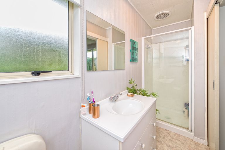 Photo of property in 220 Goodwin Road, Aka Aka, Waiuku, 2682