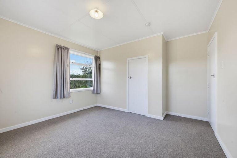 Photo of property in 71 Ngamotu Road, Spotswood, New Plymouth, 4310
