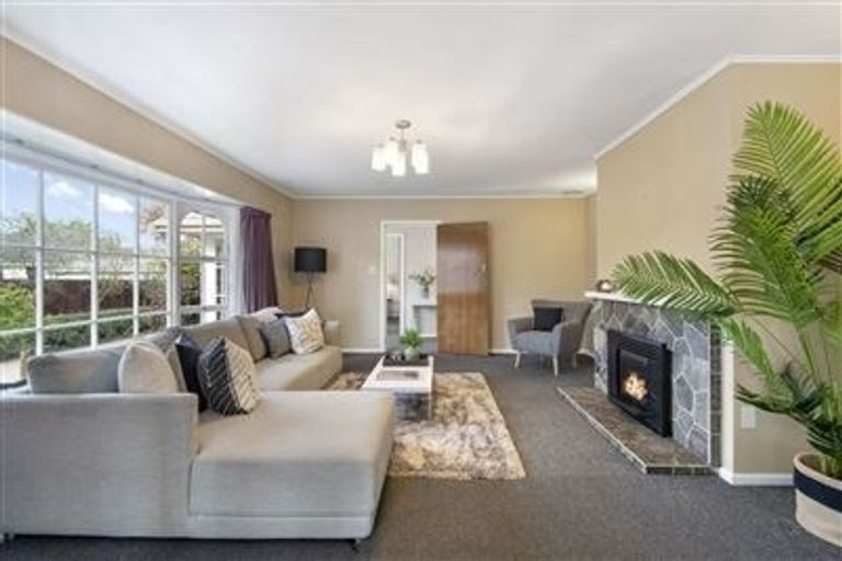 Photo of property in 30 Deepdale Street, Burnside, Christchurch, 8053