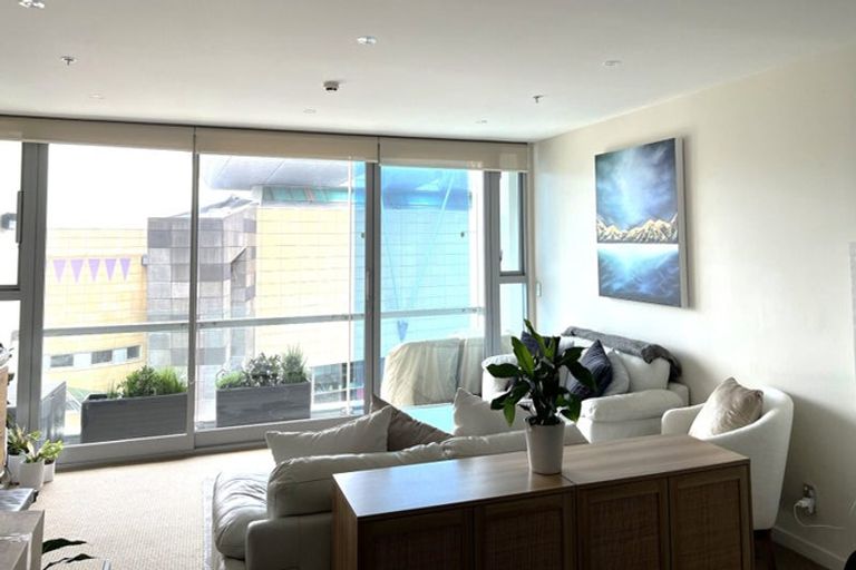 Photo of property in Portal Apartments, 7a/42 Cable Street, Te Aro, Wellington, 6011