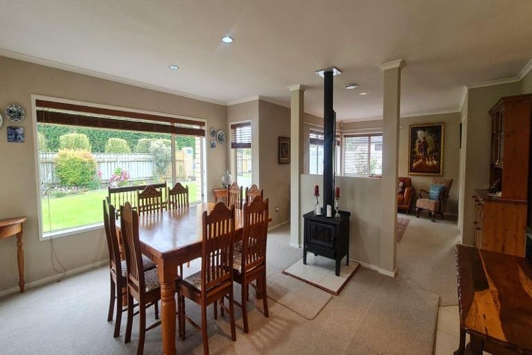 Photo of property in 44 Phillips Street, Sanson, 4817