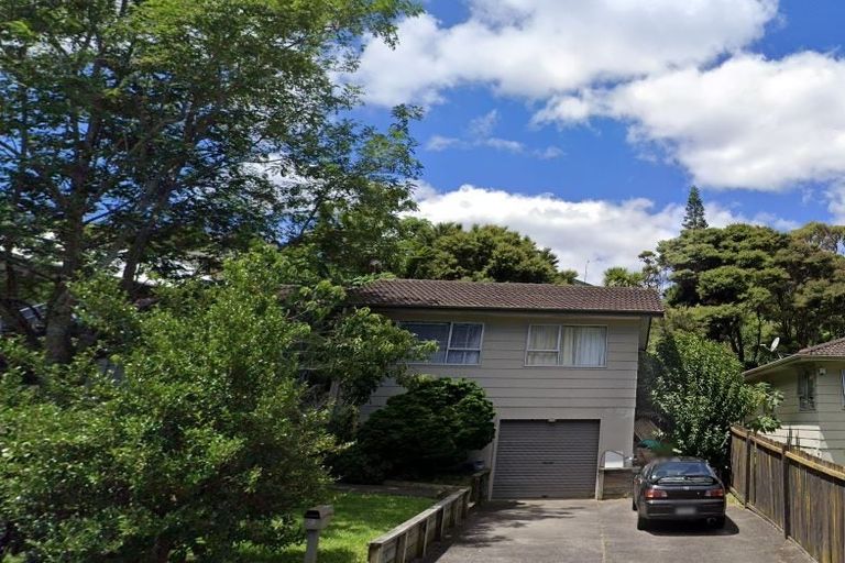 Photo of property in 1/25 Sapphire Place, Bayview, Auckland, 0629