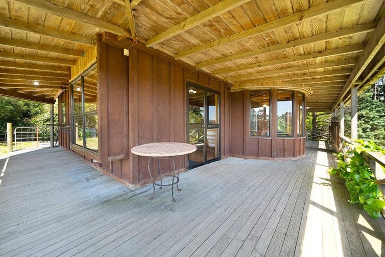 Photo of property in 182a Spur Road, Stillwater, Silverdale, 0993