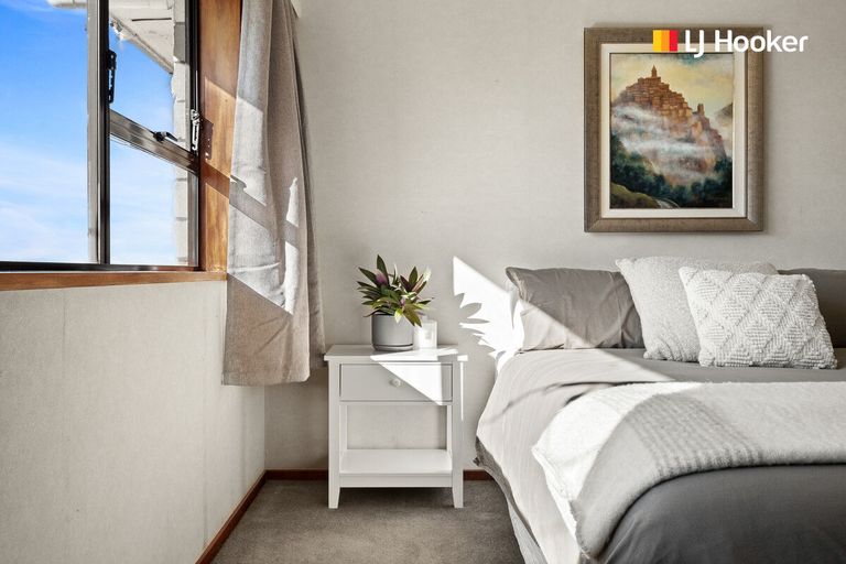 Photo of property in 5-5a Mornington Road, Balaclava, Dunedin, 9011