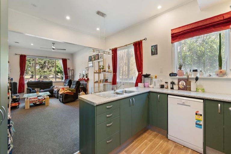 Photo of property in 222 Keyes Road, New Brighton, Christchurch, 8083