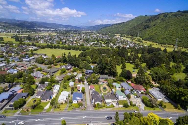 Photo of property in 36 Akatarawa Road, Brown Owl, Upper Hutt, 5018