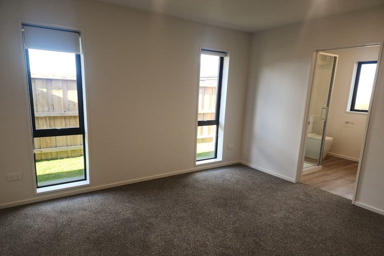 Photo of property in 5a Yates Place, Amberley, 7410