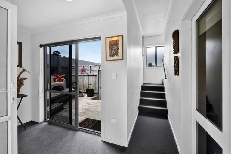 Photo of property in 14 West Quay, Waitara, 4320