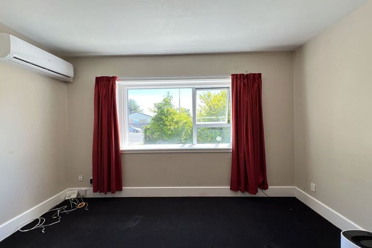Photo of property in 27 Wharenui Road, Upper Riccarton, Christchurch, 8041