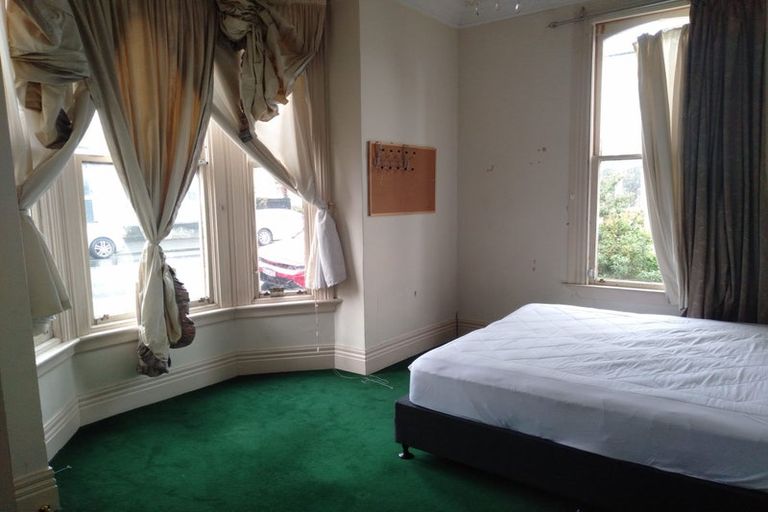 Photo of property in 2/205 The Terrace, Wellington Central, Wellington, 6011