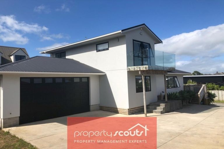 Photo of property in 76 Oranga Street, Westown, New Plymouth, 4310