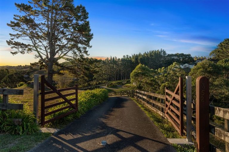 Photo of property in 352 Ridge Road, Coatesville, Albany, 0793