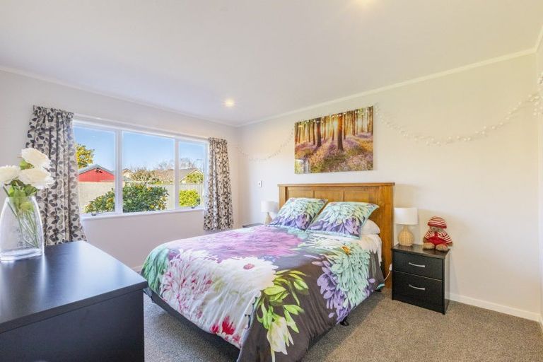 Photo of property in 14 Jervois Road, Jervoistown, Napier, 4112
