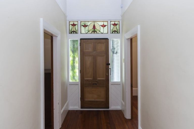 Photo of property in 33 Collingwood Street, New Brighton, Christchurch, 8061