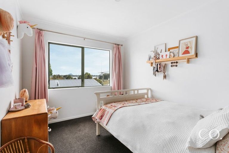 Photo of property in 21b Dingadee Street, Welcome Bay, Tauranga, 3112