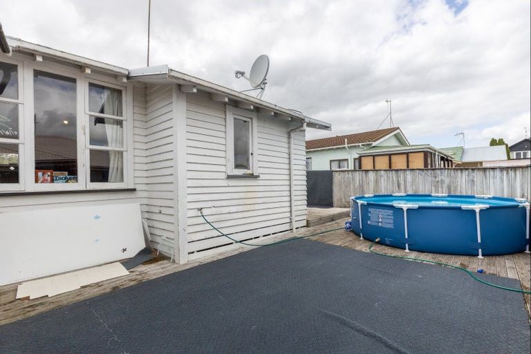 Photo of property in 64 Lyndhurst Street, Takaro, Palmerston North, 4412