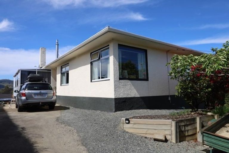 Photo of property in 266 Helensburgh Road, Helensburgh, Dunedin, 9010