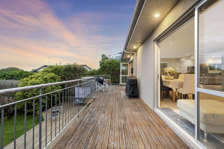 Photo of property in 1/395 Beach Road, Mairangi Bay, Auckland, 0630