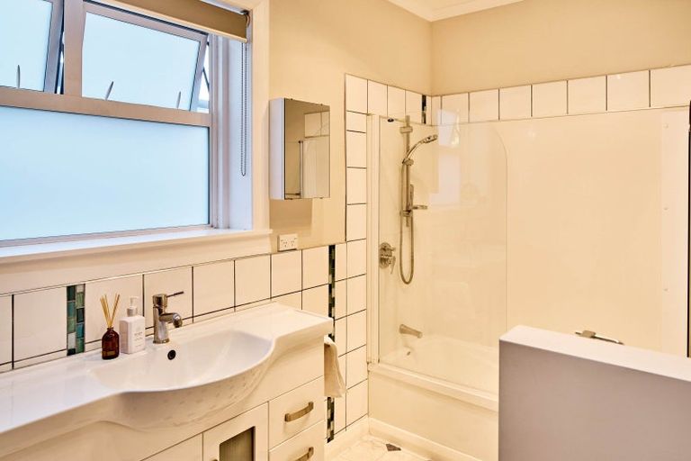 Photo of property in 46 Stellin Street, Boulcott, Lower Hutt, 5011